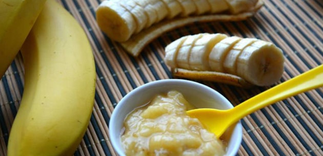 Comparable embrague Deslumbrante Mascarilla de plátano: perfecta para la piel y el cabello - nuestra recetas